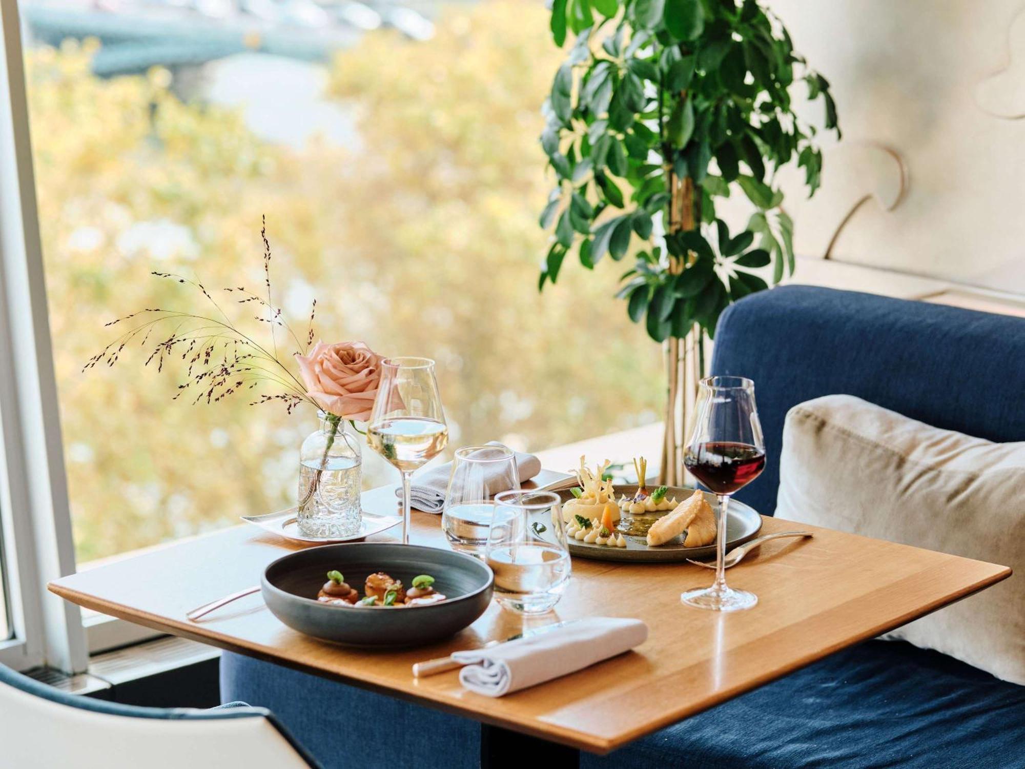 Sofitel Lyon Bellecour Hotell Eksteriør bilde Restaurant